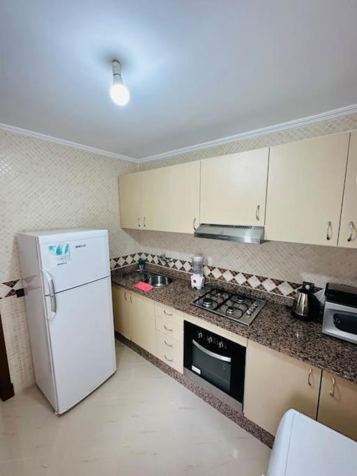 Apartamento Vacacional Achakar Playa&Piscina! Танжер Экстерьер фото